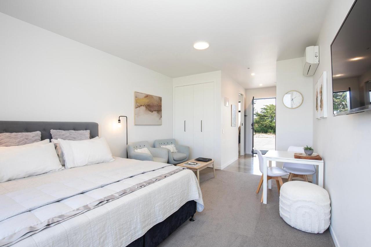 Views Over Tasman, New Luxury Boutique Studio Overlooking The Tasman Sea เกรย์เมาท์ ภายนอก รูปภาพ